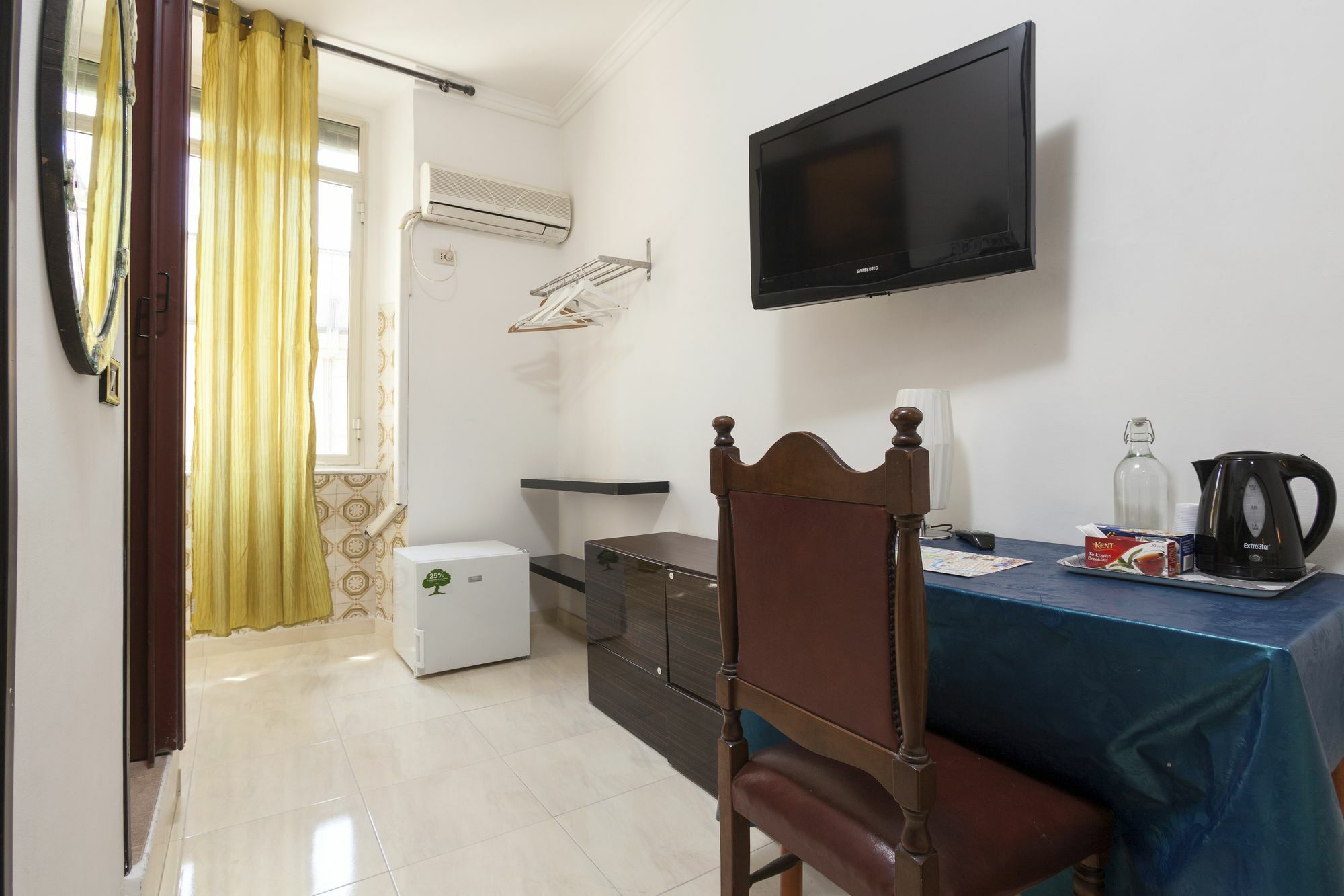 Cicero Center Guest house 3*